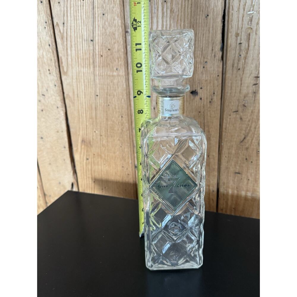 1960s MCM Seagram’s 7 Crown Whiskey Decanter Diamond Pattern Glass w/ Stopper - Picture 15 of 16